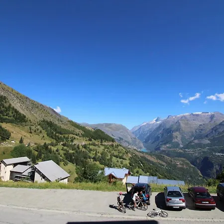 4 Pers, 300m Des Pistes, Balcon, Parking, Animaux Ok - En Oisans *